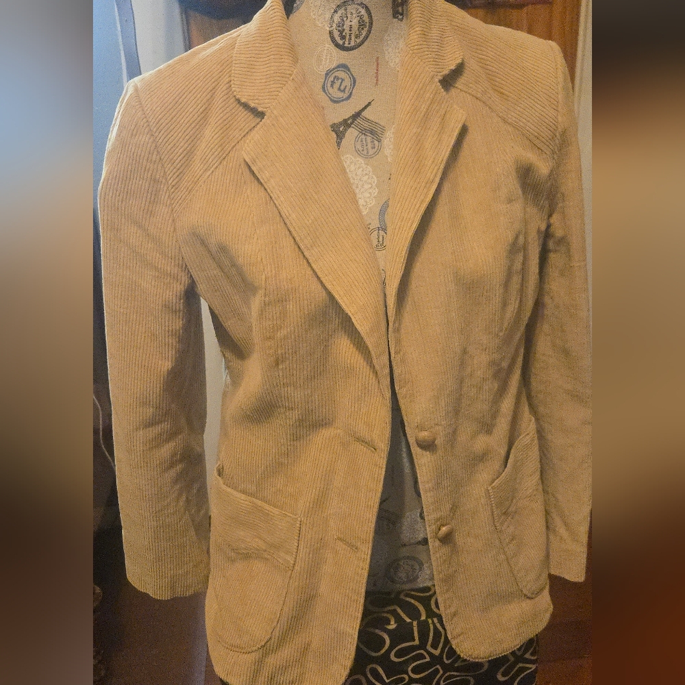 Mulberry Street Vintagte Tan Corduroy Blazer